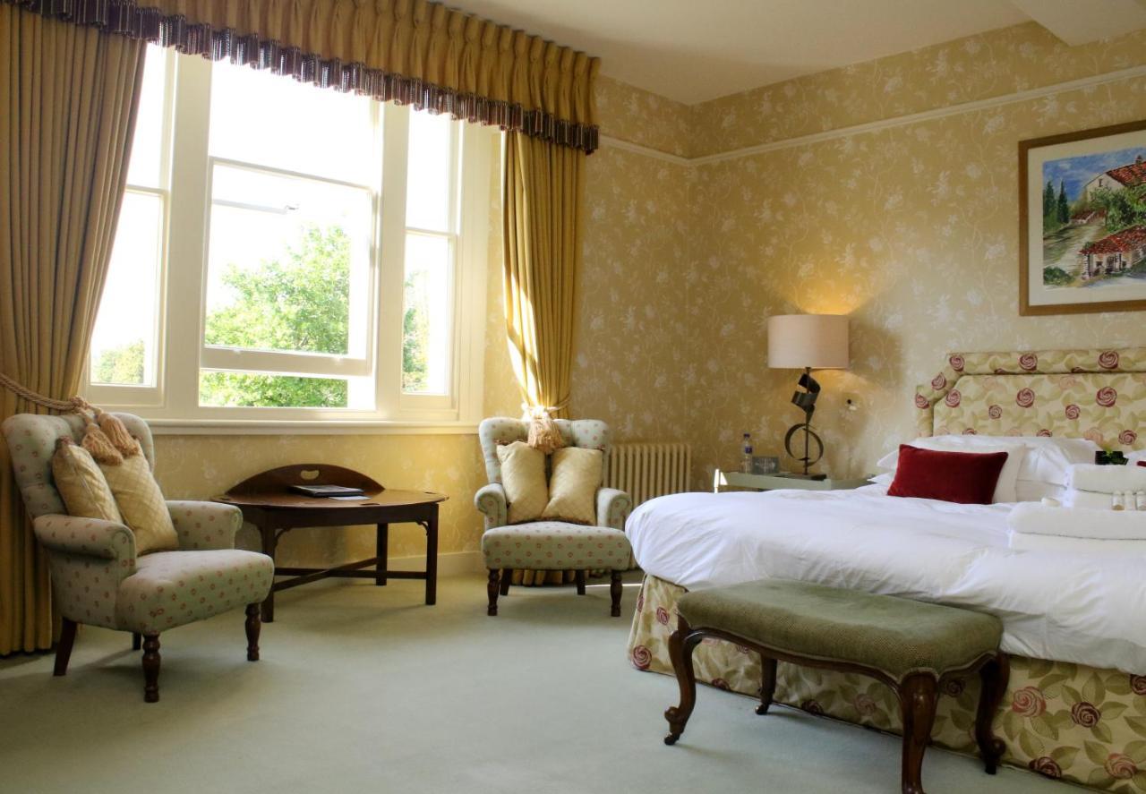 Bed and Breakfast Aylworth Manor Naunton Exterior foto