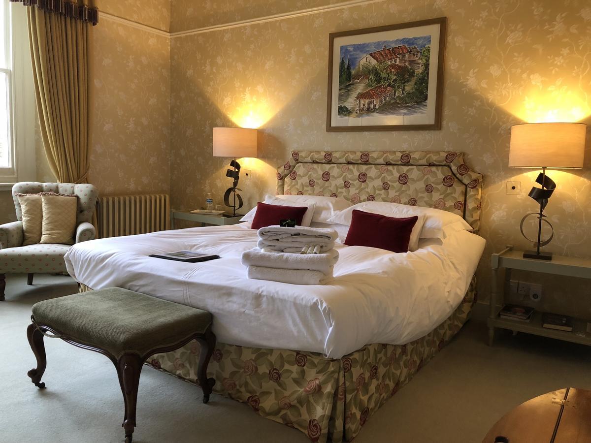 Bed and Breakfast Aylworth Manor Naunton Exterior foto